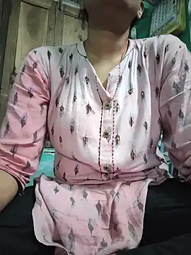 Snapshot of model_seela chatting on May 2026 03:50:02 PM model seela online show from May 2026 03:50:02 PM