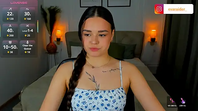 EvaRaider online show from April 2026 01:46:02 PM