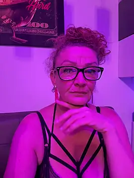Milf-Gabi online show from April 2026 07:10:02 PM