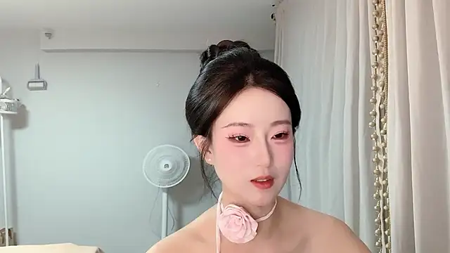 1X-yiyi online show from May 2026 12:21:02 PM