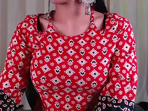 Snapshot of Naughty_Nisha19 chatting on June 2026 07:06:02 AM Naughty Nisha19 online show from June 2026 07:06:02 AM