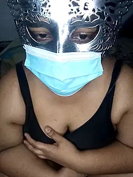 whitechubby07 online show from March 2026 07:58:01 PM