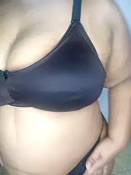 whitechubby07 online show from March 2026 10:28:02 AM