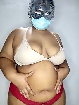 whitechubby07 online show from April 2026 04:24:02 PM