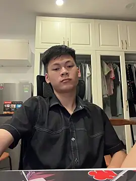 Snapshot of MrHauNguyen chatting on March 2026 08:27:02 PM MrHauNguyen online show from March 2026 08:27:02 PM