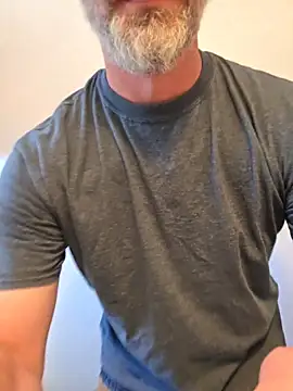 Snapshot of ChillerShrub chatting on April 2026 06:00:01 PM ChillerShrub online show from April 2026 06:00:01 PM