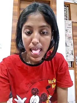 Pari lovers online show from April 2026 10:05:02 PM