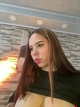 Snapshot of lunacandy_0 chatting on June 2026 10:37:01 PM lunacandy 0 online show from June 2026 10:37:01 PM