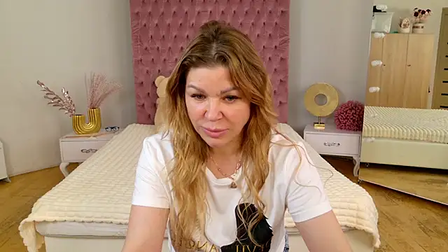 Eloises online show from May 2026 07:18:02 AM
