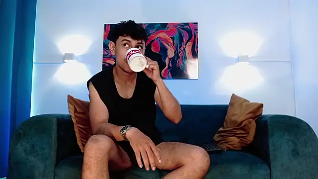 Vezzx online show from March 2026 07:39:01 PM