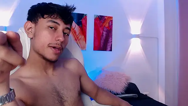 Vezzx online show from March 2026 06:41:01 PM