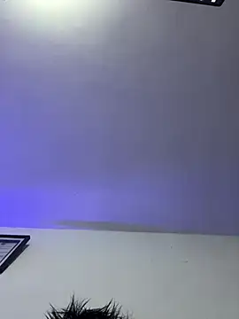 Trixie pop online show from April 2026 01:02:02 AM