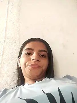 leidi-95- online show from April 2026 06:47:01 PM