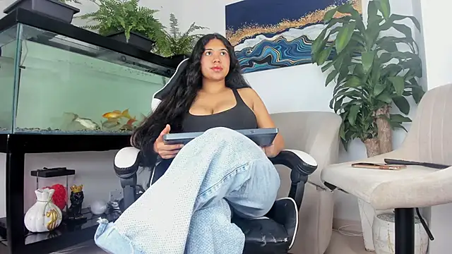 lia lovelly01 online show from July 2026 07:25:01 PM