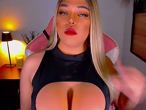 Zandralopez online show from March 2026 02:35:01 AM