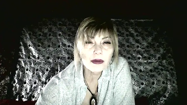 Lia Rayss online show from March 2026 08:10:01 PM