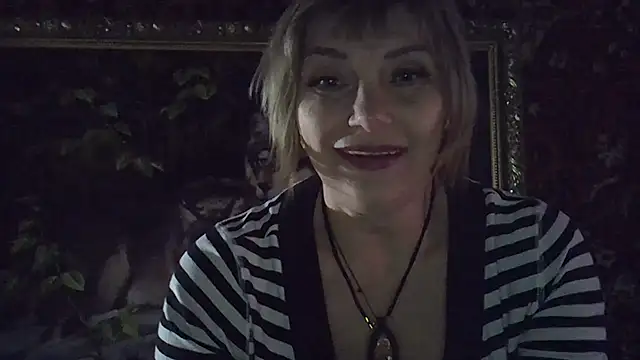 Lia Rayss online show from April 2026 07:51:01 PM