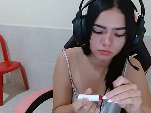 lina seduce online show from March 2026 02:44:02 AM