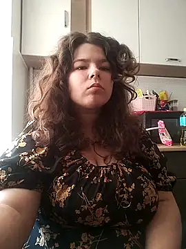 Oksa FoxFire online show from March 2026 12:50:02 PM