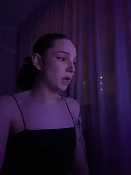 sweetNoiisee online show from March 2026 06:44:02 PM