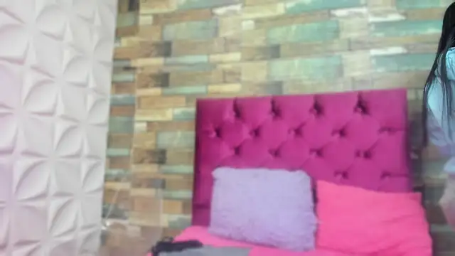 LITTLE-NESSA online show from April 2026 08:53:02 PM