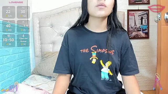 LITTLE-NESSA online show from April 2026 01:13:02 PM