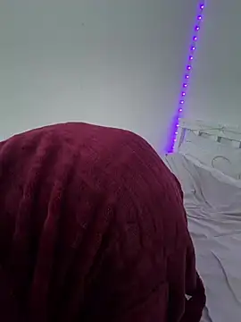 bimboiiii online show from April 2026 06:36:02 PM