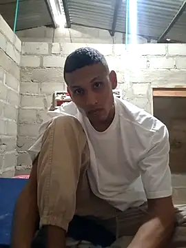 Flaco28king online show from April 2026 05:25:01 PM