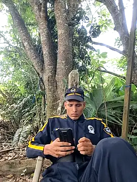 Snapshot of Flaco28king chatting on June 2026 01:44:02 PM Flaco28king online show from June 2026 01:44:02 PM