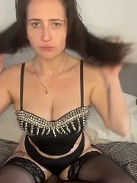 Snapshot of Siren__xxx chatting on June 2026 02:33:01 PM Siren xxx online show from June 2026 02:33:01 PM