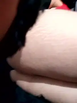 Snapshot of LunaCaat chatting on April 2026 08:20:02 PM LunaCaat online show from April 2026 08:20:02 PM