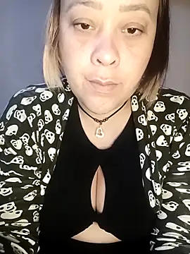 Snapshot of lua-bfly chatting on June 2026 10:53:02 PM lua-bfly online show from June 2026 10:53:02 PM
