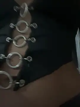 Snapshot of Sakur444 chatting on April 2026 01:24:02 AM Sakur444 online show from April 2026 01:24:02 AM