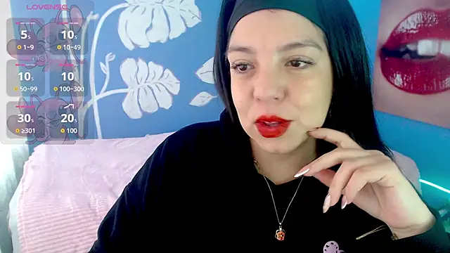 Snapshot of ari_hanna chatting on March 2026 01:04:02 PM ari hanna online show from March 2026 01:04:02 PM