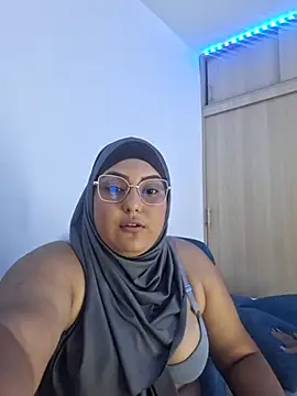 Amira-sultan1 online show from March 2026 08:56:01 PM