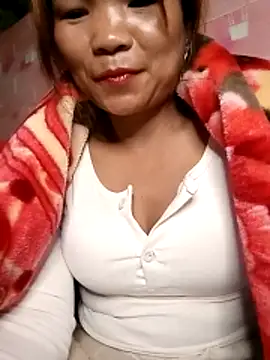 maymay121 online show from April 2026 01:34:01 PM