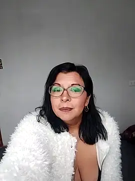 Negritta45 online show from April 2026 05:36:01 PM