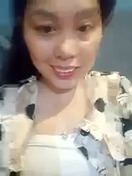 Snapshot of Abi-ni chatting on May 2026 10:19:01 PM Abi-ni online show from May 2026 10:19:01 PM