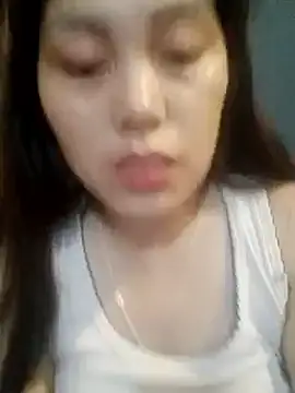 Snapshot of Abi-ni chatting on May 2026 07:34:01 PM Abi-ni online show from May 2026 07:34:01 PM