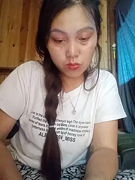 Snapshot of Abi-ni chatting on May 2026 07:17:02 AM Abi-ni online show from May 2026 07:17:02 AM