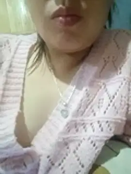 Snapshot of Abi-ni chatting on June 2026 01:05:02 PM Abi-ni online show from June 2026 01:05:02 PM