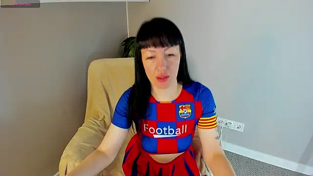 Nika Blaze online show from April 2026 01:01:01 AM