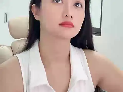 AmyLinee 1 online show from June 2026 03:33:02 AM