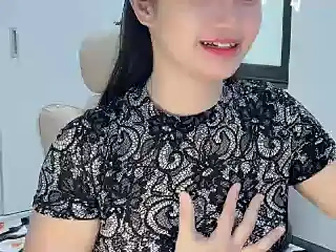 AmyLinee 1 online show from June 2026 02:01:01 AM