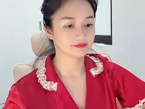 AmyLinee 1 online show from May 2026 05:04:01 AM