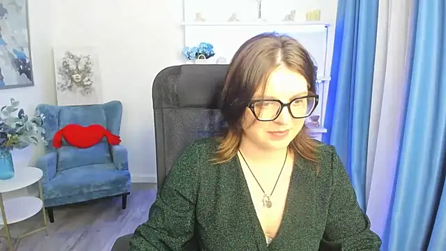 AmeliaDateri online show from April 2026 07:20:02 PM