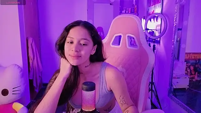 Oliviasims online show from April 2026 11:02:02 PM