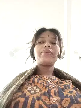 Candyy crushh online show from May 2026 03:37:01 PM