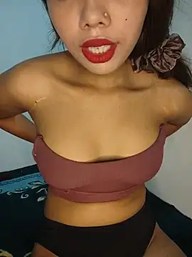 Candyy crushh online show from June 2026 07:19:01 PM