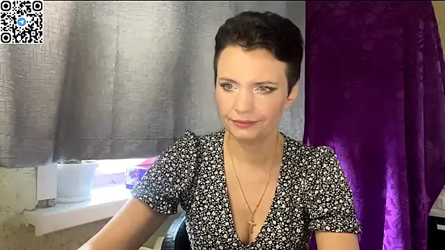 Snapshot of HotMamaQueen234 chatting on May 2026 09:17:02 AM HotMamaQueen234 online show from May 2026 09:17:02 AM